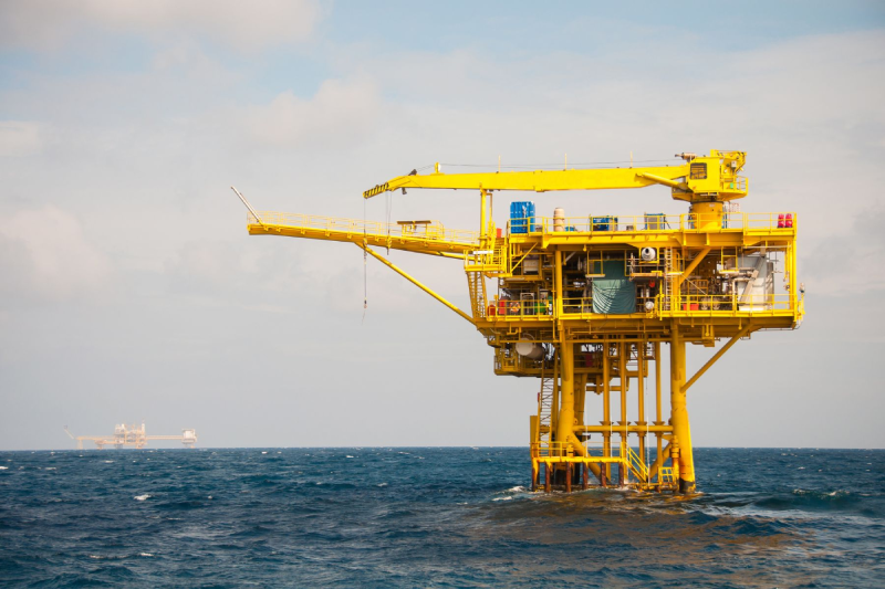 surace tolerant amine cured