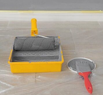 arrangement with roller paint brush 978588 87965 e1726554454276